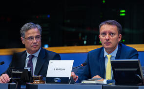 Delegação do Parlamento Europeu que vai avaliar PRR no terreno é chefiada por Siegfried Mureşan.