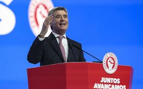 José Luís Carneiro levou as propostas ao Congresso do PS   