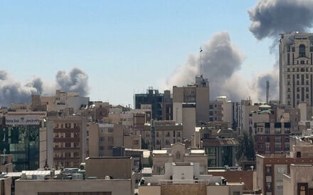 Forte explosão no centro de Teerão após Israel anunciar ataques na capital iraniana