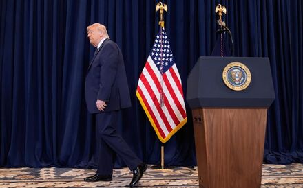 Trump recuou, depois de ameaçar infraestruturas energéticas iranianas.