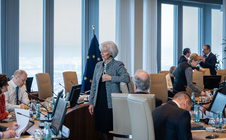 Os governadores do BCE vão estar 'particularmente atentos' a uma bateria de indicadores, entre eles a evolução dos salários.