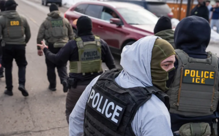 Trump ameaça enviar agentes do ICE para segurança nos aeroportos