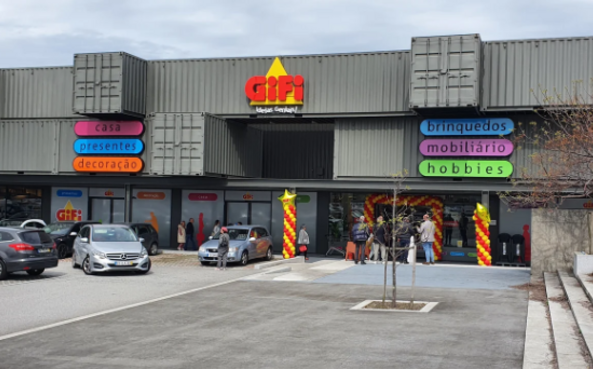 A primeira loja da GiFi em Portugal abriu a 16 de março de 2023, no Retail Park de Matosinhos.