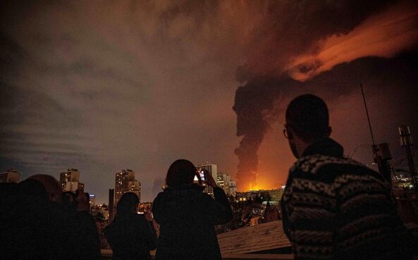 Ataque israelita a armazém de petróleo em Teerão
