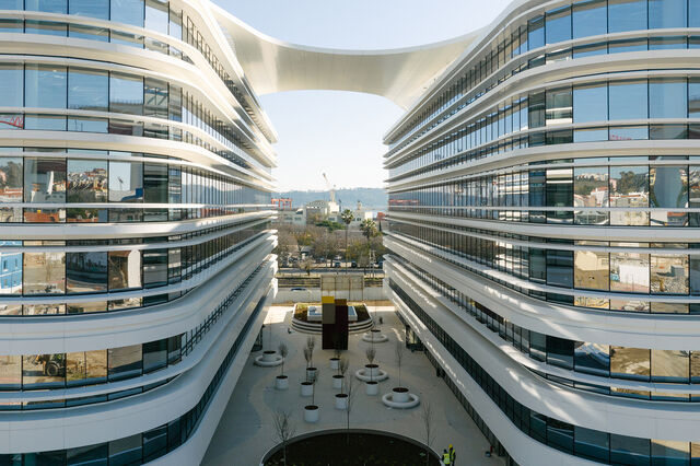 Saint-Gobain reforça estratégia para reduzir a pegada carbónica dos edifícios