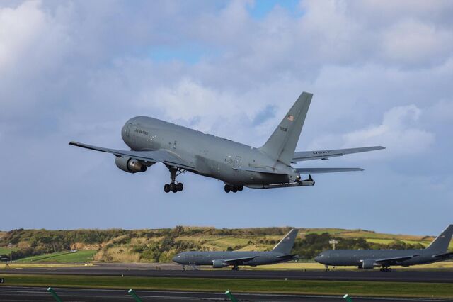 Base das Lajes com maior presença de aviões norte-americanos desde o início do conflito 