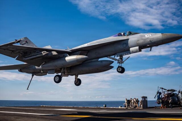 Irão afirma ter destruído base dos EUA no Bahrein. Israel diz que conflito pode 'demorar tempo'