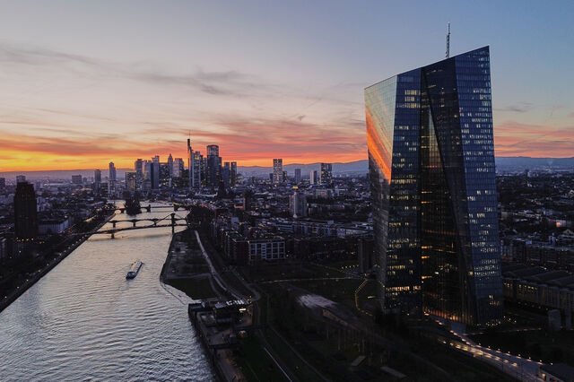 Banca arrisca fuga de depósitos das famílias e empresas com expansão de stablecoins