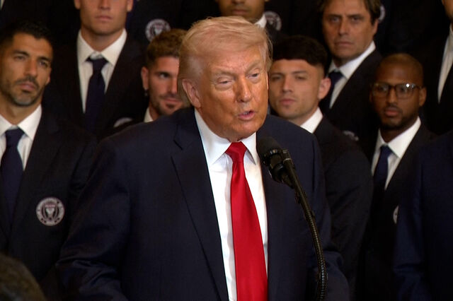 Trump promete medidas para travar subida do petróleo. Marinha e Força Aérea iranianas 'foram destruídas'  