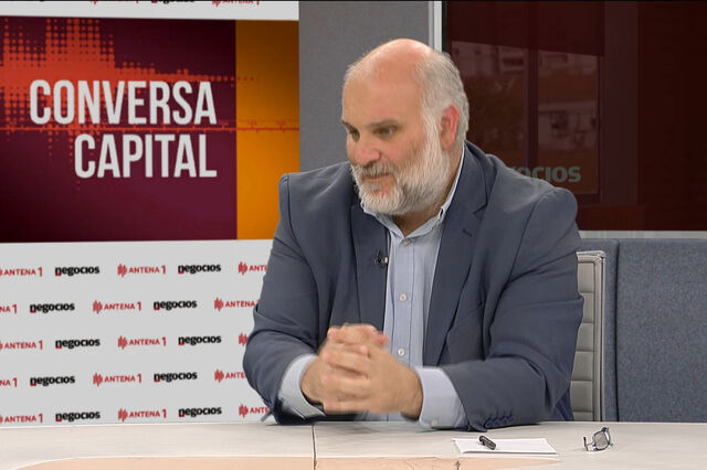 “Governo está a estudar uma via verde especial” para a construção