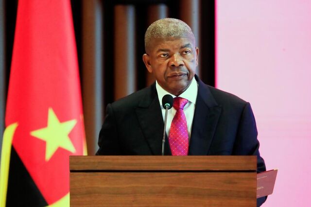 Presidente de Angola junta-se a parceiros lusófonos na tomada de posse de Seguro
