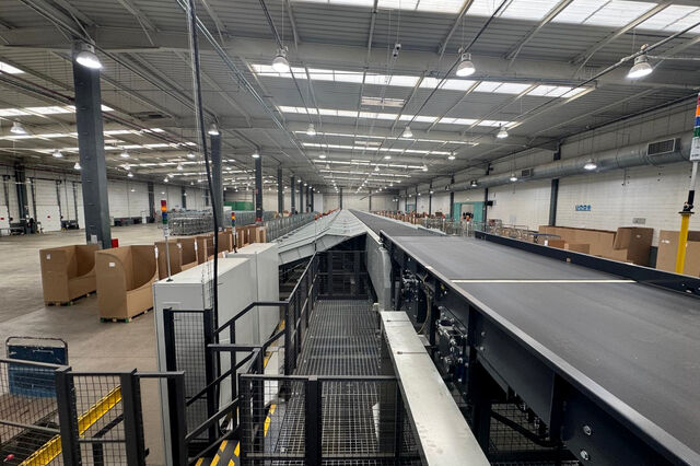 CTT abrem centro operacional na Grande Lisboa com capacidade para processar 6.000 encomendas por hora