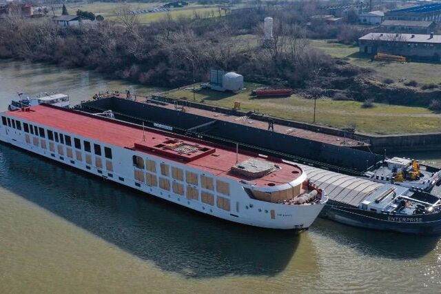 Mário Ferreira resgata da Sérvia navio-hotel de 20 milhões para estaleiro comprado à Martifer 