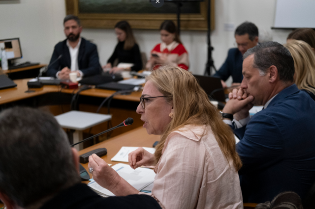 Governo não terá maioria para afastar reintegração nos despedimentos ilegais