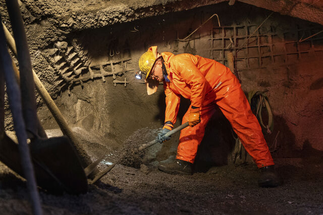 Uso militar e limites na China levam volfrâmio a bater até o 'rally' do ouro
