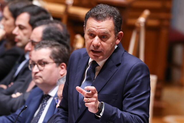 Spinumviva: Luís Montenegro escondeu informação a serviços do Estado de que usou em recurso