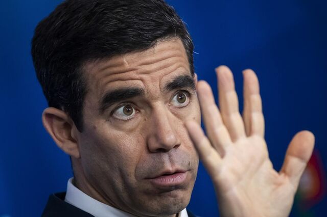 Executivo aprova medidas para acelerar afastamento de estrangeiros em situação ilegal