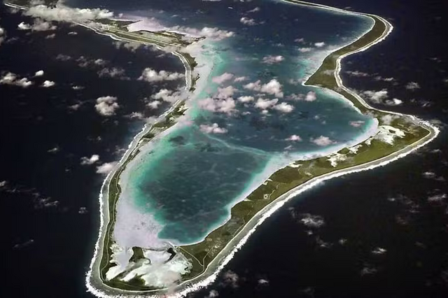 Irão falha ataque com mísseis contra base americana no Oceano Índico