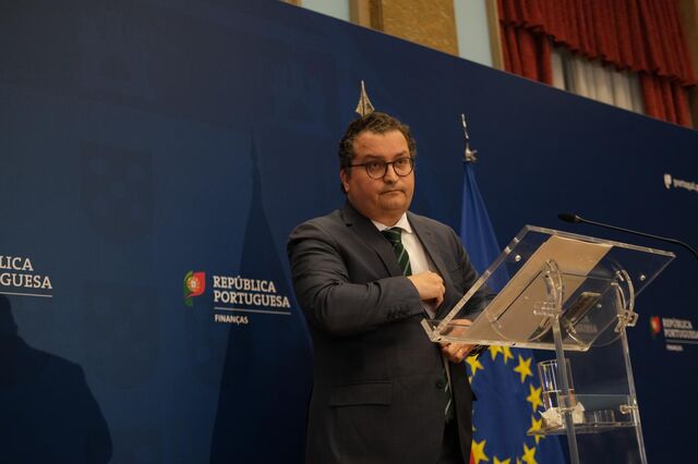 Governo tem margem de 2,9 mil milhões em 2026