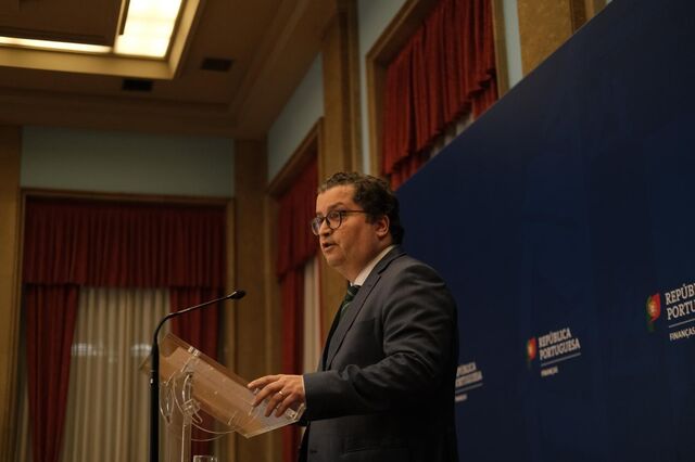 Miranda Sarmento fecha 2025 com excedente de 0,7%. Brilharete é mais do dobro do esperado