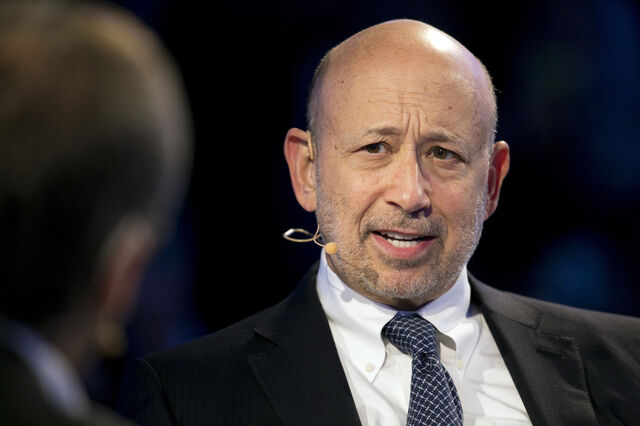 Ex-CEO do Goldman Sachs alerta para risco de “incêndio” nos mercados de crédito privado