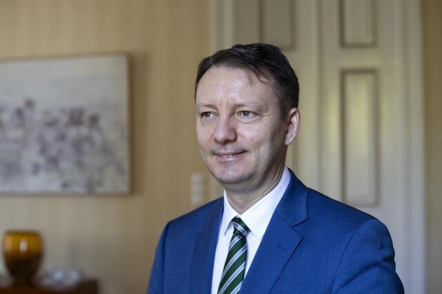 “Portugal terá um envelope maior do que o que tem agora” com orçamento europeu, diz Siegfried Muresan