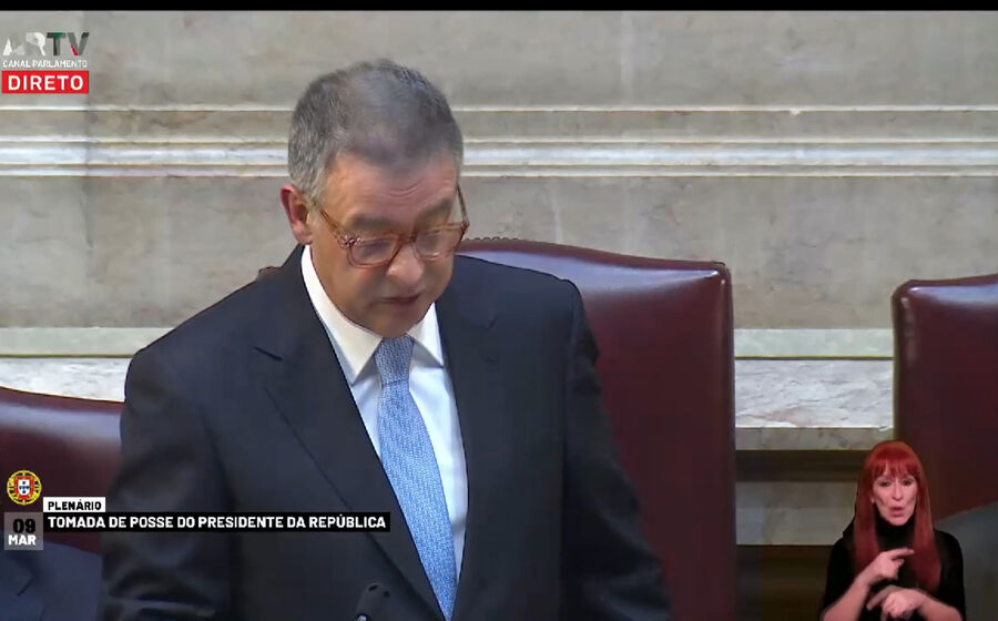 Seguro quer travar 'frenesim eleitoral' e pede compromisso pela estabilidade