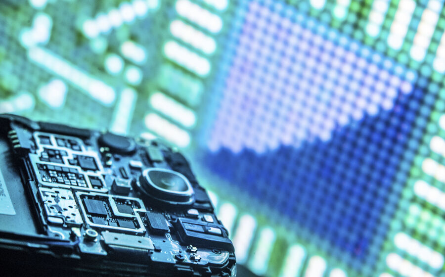 Os 'smartphones' das gamas não elevadas não sofreram mexidas nos preços, mesmo com receios dos 'chips'.