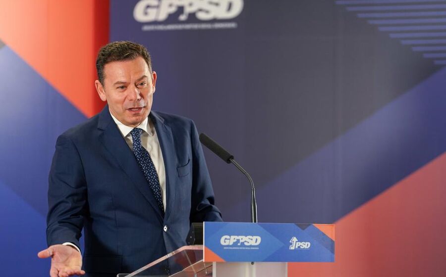Luís Montenegro nas jornadas parlamentares do PSD