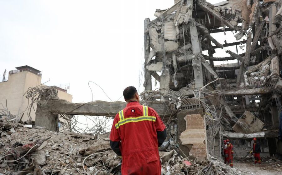 Conflito no Médio Oriente: França lamenta morte de soldado e Irão promete retaliações