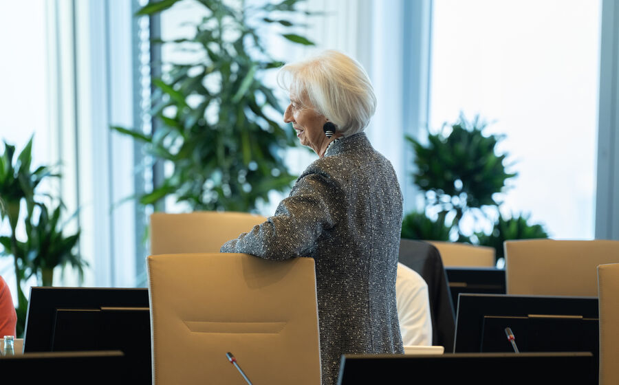 A presidente do BCE, Christine Lagarde, vai dar a conhecer esta quinta-feira o resultado do encontro entre os governadores da Zona Euro.