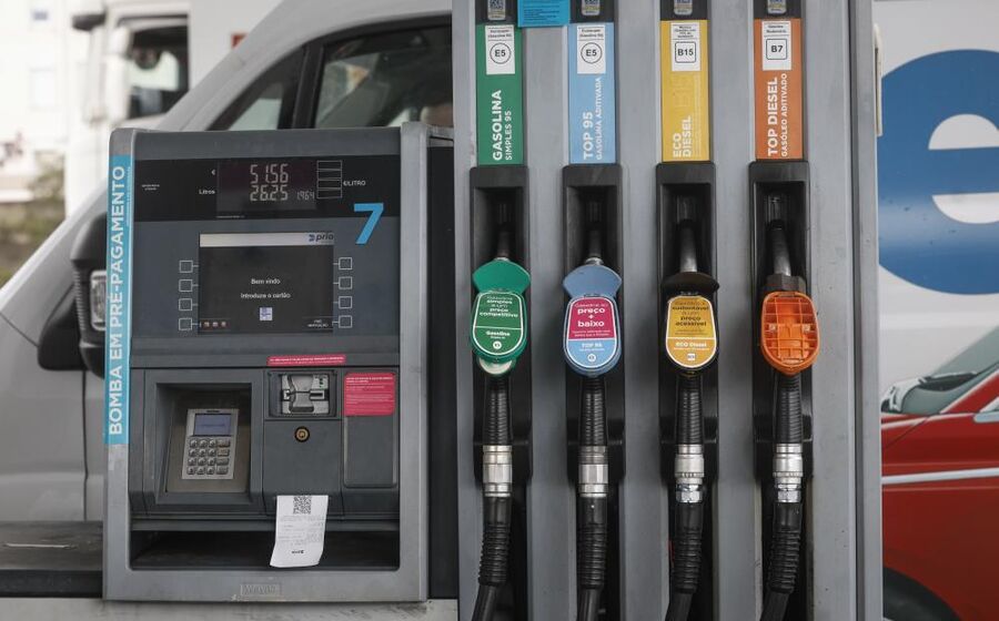 Governos europeus estão a adotar medidas para mitigar subida dos preços da energia.