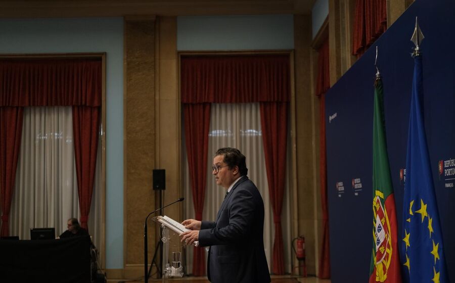 O ministro das Finanças anunciou que a redução do ISP se vai manter.