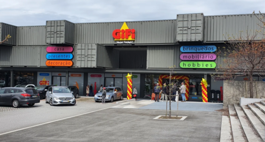 A primeira loja da GiFi em Portugal abriu a 16 de março de 2023, no Retail Park de Matosinhos.