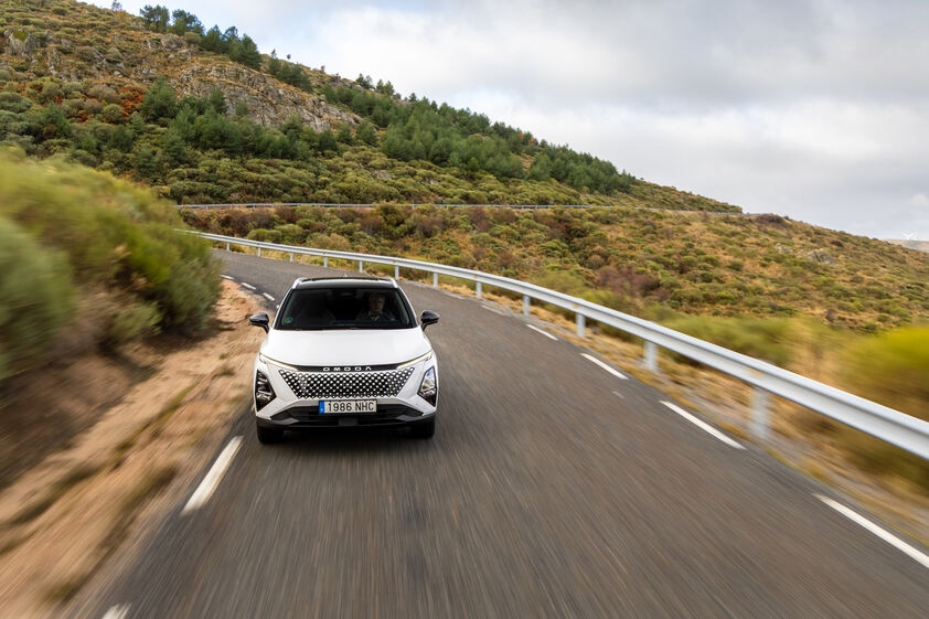 Omoda 5 SHS-H em teste, novo SUV híbrido chinês.
