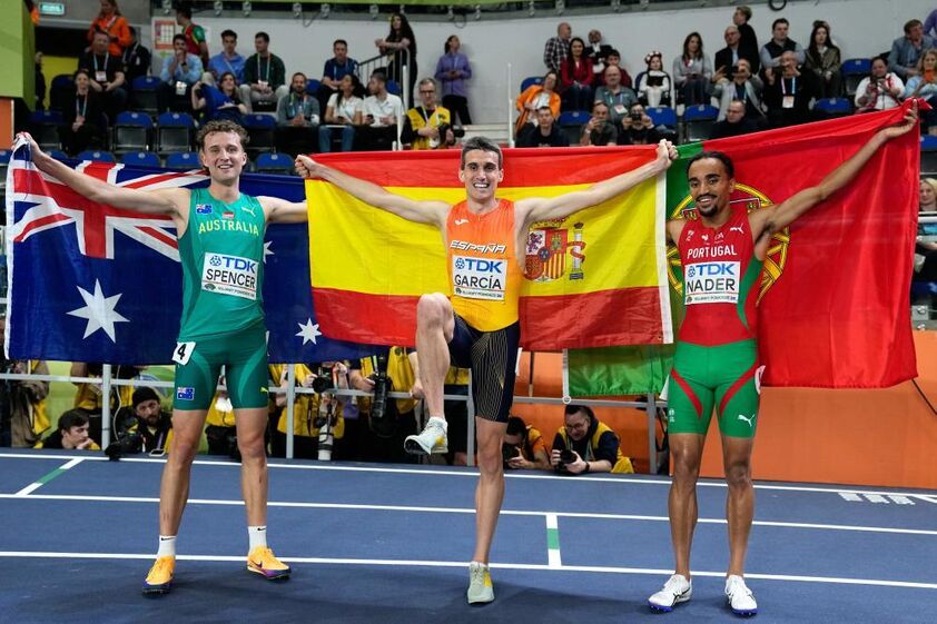 Isaac Nader sagrou-se este domingo vice-campeão mundial dos 1500 metros de pista curta, em Torun, Polónia