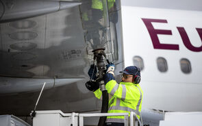 Aeroportos europeus arriscam ficar sem jet fuel dentro de três semanas