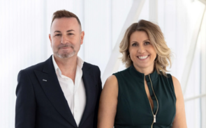 O casal Pedro Ferreira (CEO) e Sara Ferreira (CFO) detêm e lideram o grupo Acrescentar.