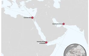 Mapa com localização do Canal do Suez, Estreito de Ormuz e Estreito de Bab el-Mandeb