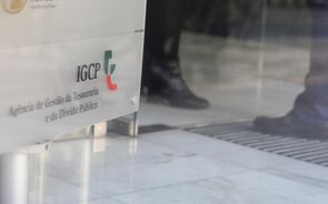 Juros mais altos e reembolsos vão aumentar necessidade de o país ir ao mercado de dívida