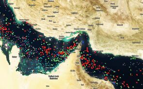 Trump volta a ameaçar destruir 'centrais elétricas e pontes' no Irão mas confirma novas negociações