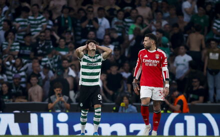 Benfica vence Sporting e relança luta pelo segundo lugar