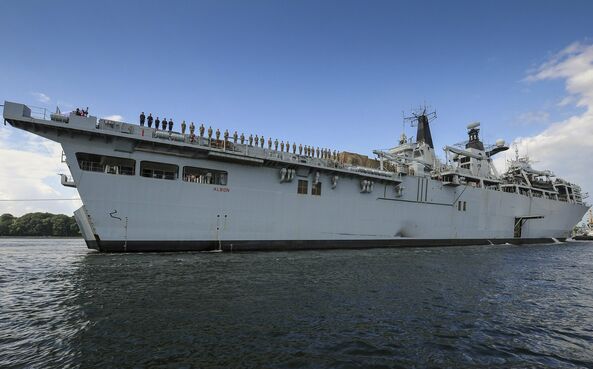 O Reino Unido aliou-se a nove países europeus para uma força naval conjunta.