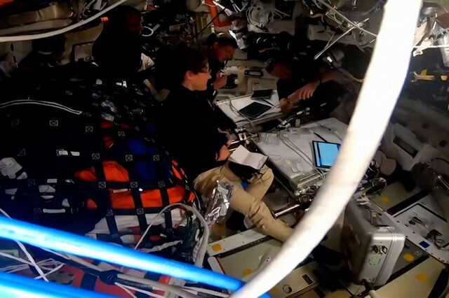 Artemis II passa recorde de distância da Terra e inicia sobrevoo da face oculta da Lua