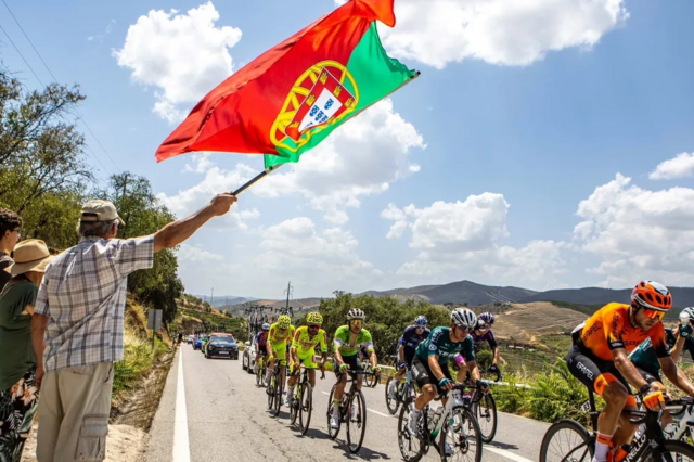 Ganhou 25 Voltas a Portugal, perdeu contrato para espanhol e faliu