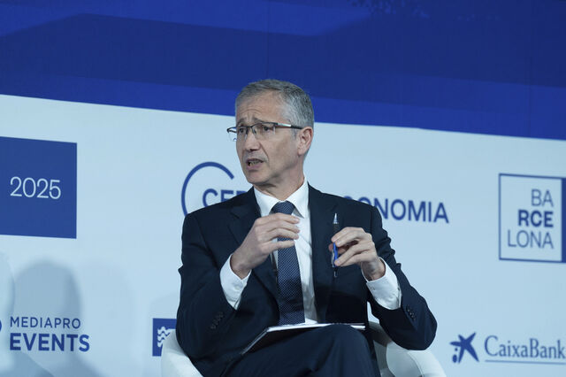 Antigo governador do banco de Espanha Hérnandez de Cos visto como mais qualificado para liderar BCE