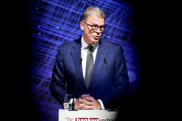 Deutsche Bank aumenta em 7% lucros no primeiro trimestre