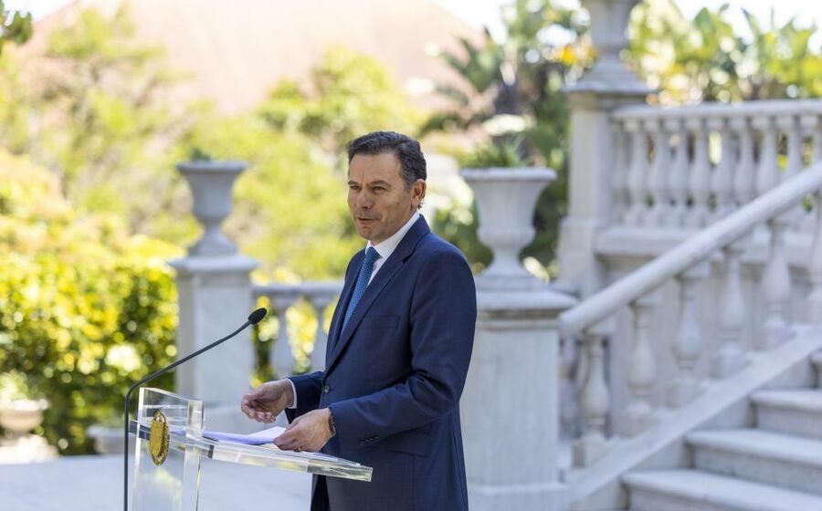 O primeiro-ministro, Luís Montenegro, durante uma declaração na cerimónia para assinalar os dois anos da sua primeira tomada de posse.