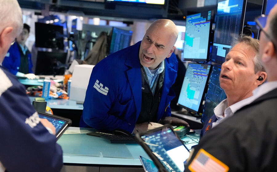 Wall Street fecha em alta.