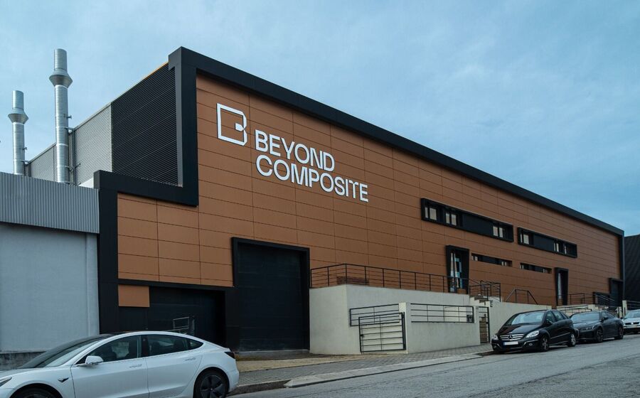 A Beyond Composite foi adquirida pela Prismore Capital em março de 2025.